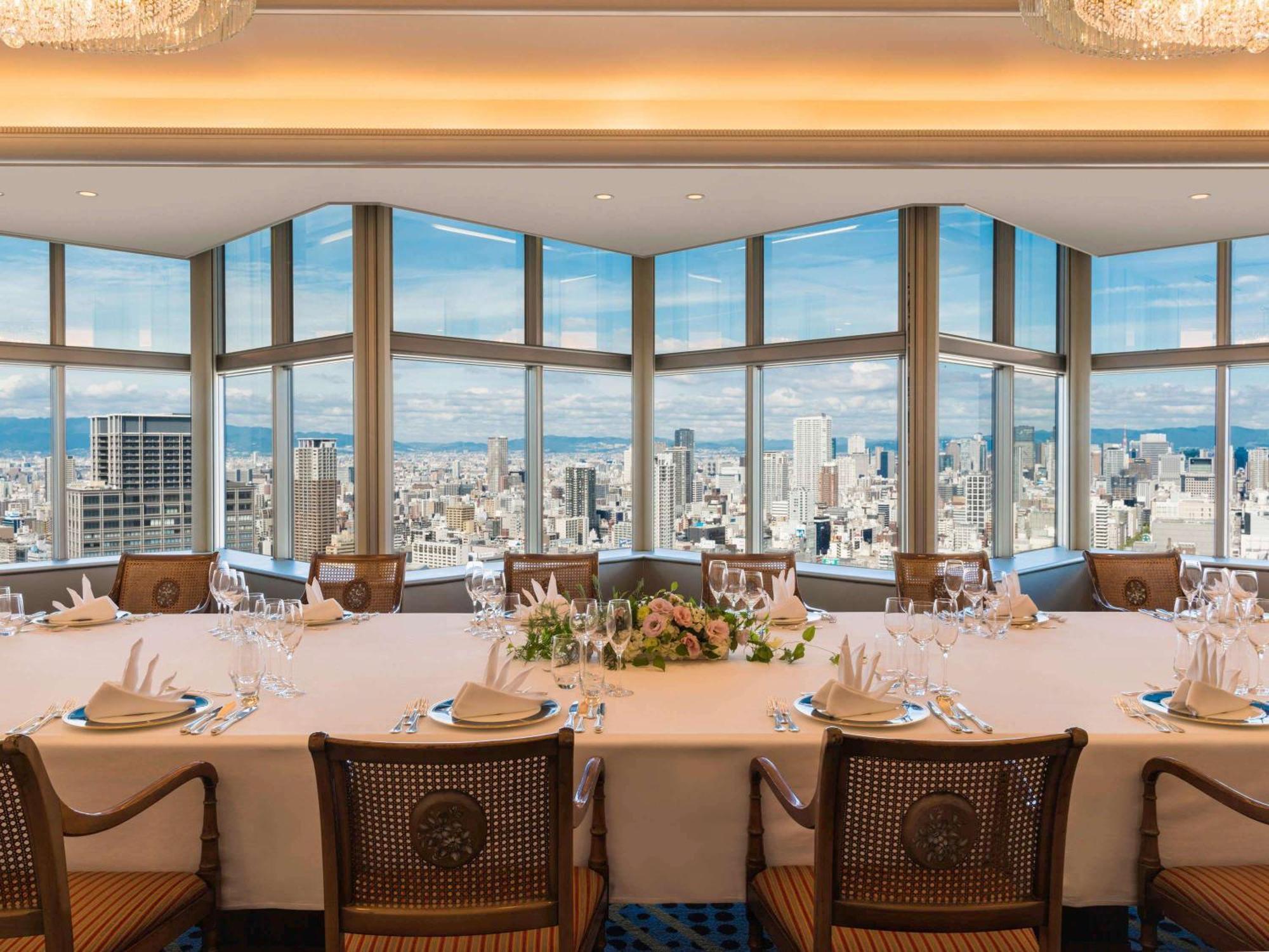 Swissotel Nankai Осака Екстериор снимка The 33rd floor of the hotel