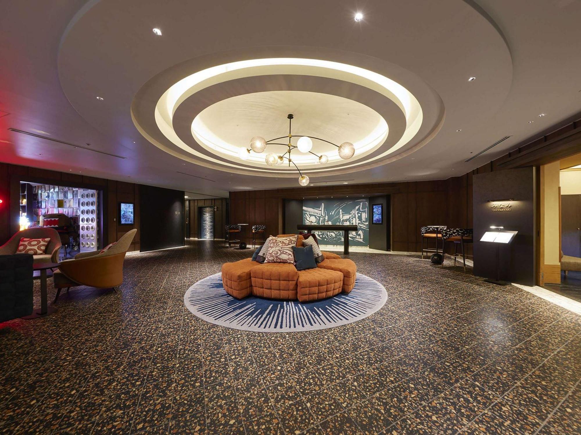 Swissotel Nankai Осака Екстериор снимка The lobby of the hotel